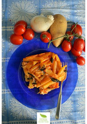 Foto di Pasta e patate in tortiera