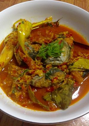 Foto resep Gombyang ikan tongkol kuah seggeeerr.. 😋