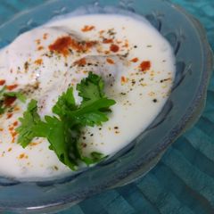 A picture of Dahi vada.