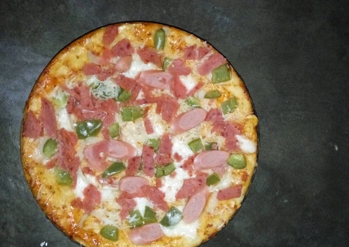 Pizza meet lovers tanpa telur (no oven dan no mixer)