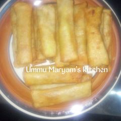 A picture of Spring rolls.