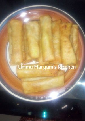 A picture of Spring rolls.