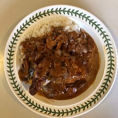 A picture of Chicken in soy sauce.
