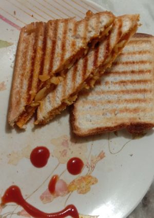 A picture of Pasta toast.