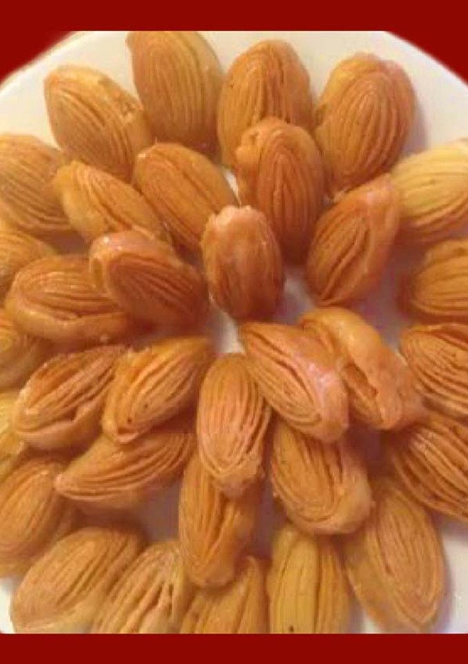 மடாடா காஜா (Madatha kaaja recipe in tamil) செய்முறை முக்கிய புகைப்படம்