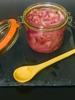 Una foto de Encurtido de Cebolla y Ají 👨🍳