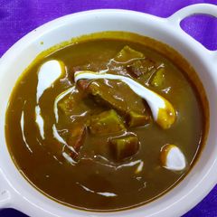 A picture of Palak paneer.