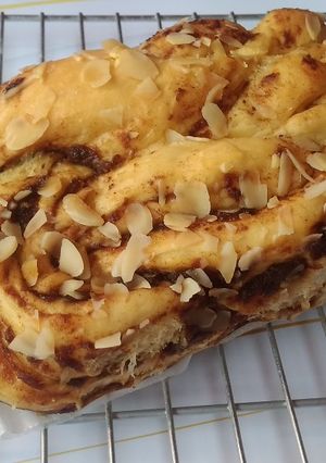 Foto resep Babka Almond Selai Kurma metode Tangzhong