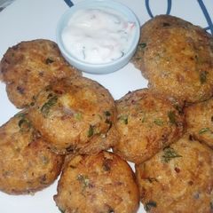 A picture of Potato Tikki.