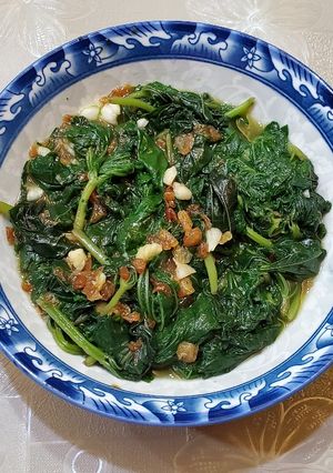 涼拌地瓜葉 的食譜成品照片