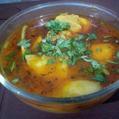 A picture of Alu Chicken ka shorba.