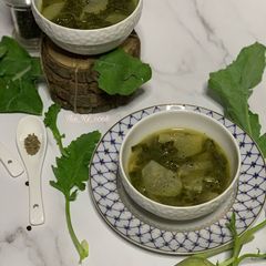 A picture of Wild cabbage /ganth gobhi /Knol khol soup.