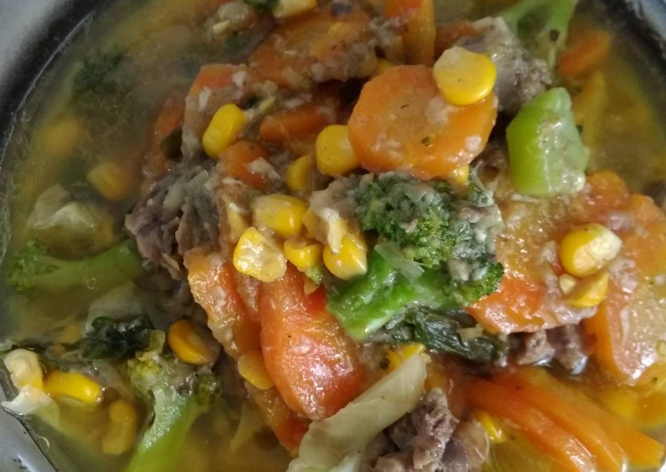 Sop aneka sayur kaldu tulang ayam
