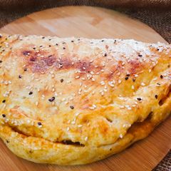 A picture of Calzone.