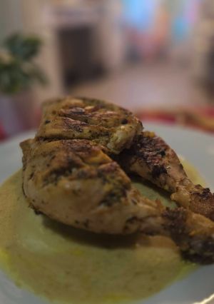 A picture of Green chicken tikka.
