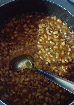 A picture of White Lobia.