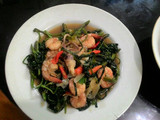 Udang tumis kangkung Hasibuan