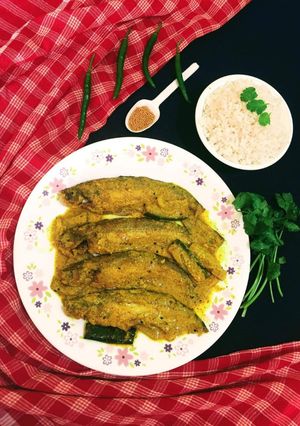 A picture of Pabda Fish in Mustard gravy.