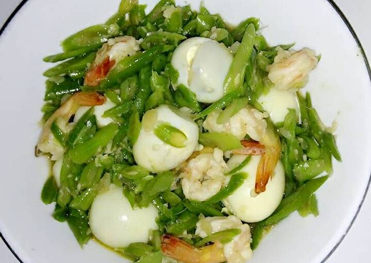 Tumis buncis saus tiram dengan udang dan telur puyuh