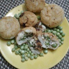 A picture of Chawal aur suji ki tikkii.