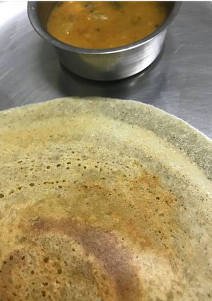 A picture of Kambu / Pearl millet dosai.