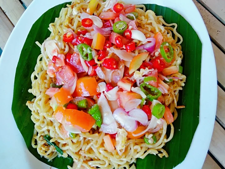 Langkah Mudah untuk Membikin Resep Mie goreng sambal matah yang Lezat Sekali Anti Ribet, Menggugah Selera