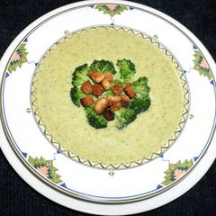 A picture of Cream of broccoli soup.