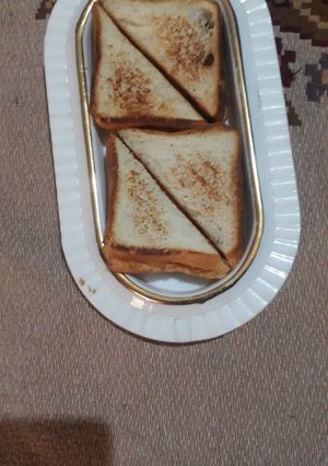 आलू के सैंडविच (aloo ke sandwich recipe in Hindi) रेसिपी मुख्य फोटो