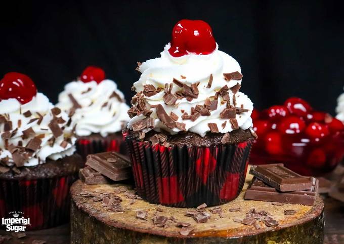 Black Forest Cupcakes