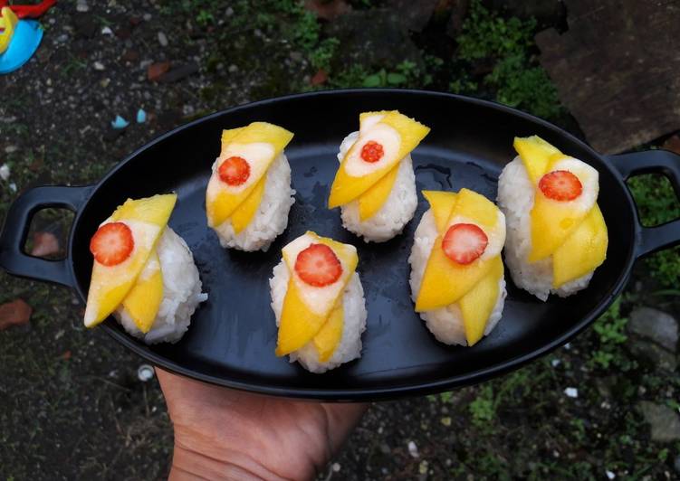 Resep Mango Sticky Rice magicom yang Lezat