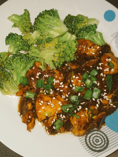 Una foto de Pollo en salsa de naranja