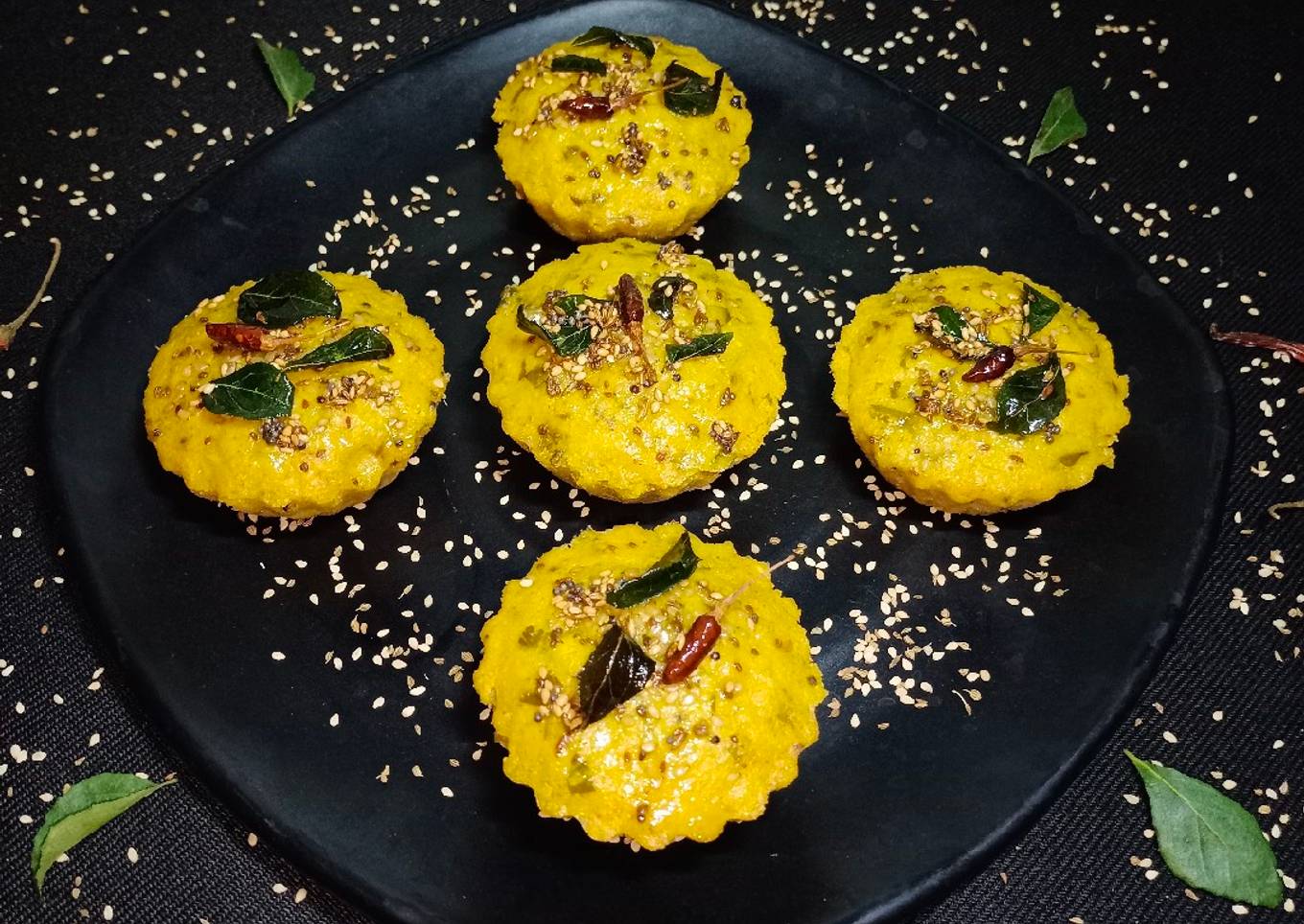 Handvo Muffins