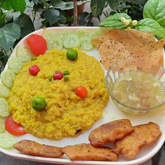 A picture of Peas Khichdi.