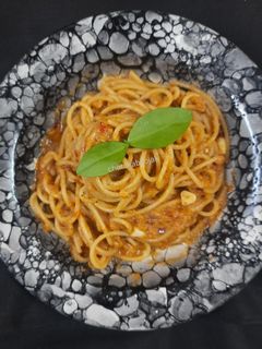 स्पॅगेटी पास्ता(Caremelised Onion Roasted Tomato pasta Recipe In रेसिपी चे मुख्य फोटो
