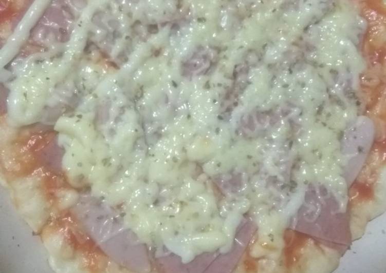 Pizza homemade simple