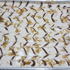 A picture of Chocolate "and" cream dessert.