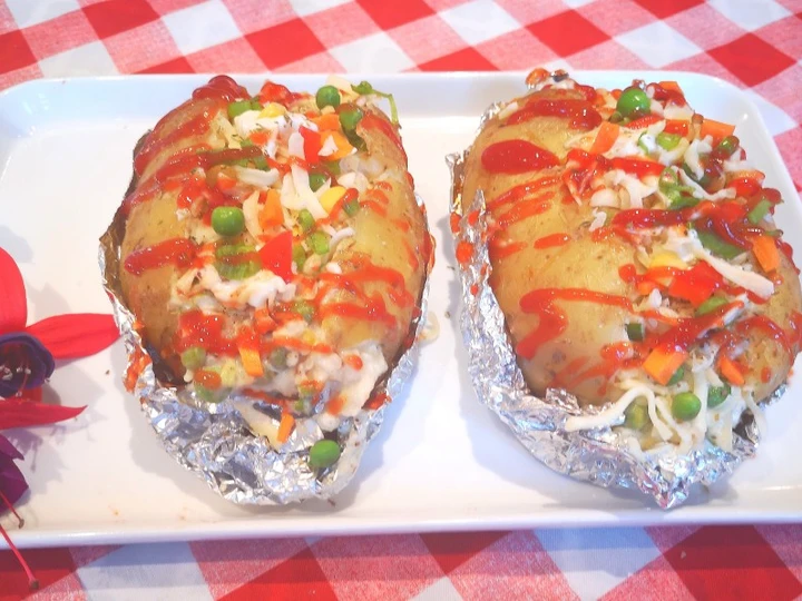 Simple Way Prepare Recipe Baked potatoes KumpirTurkish style that is Can Pamper Your Tongue, So Delicious}