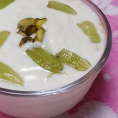 A picture of Fruit Yogurt.