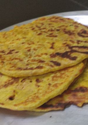 A picture of Poran poli (south indian style).