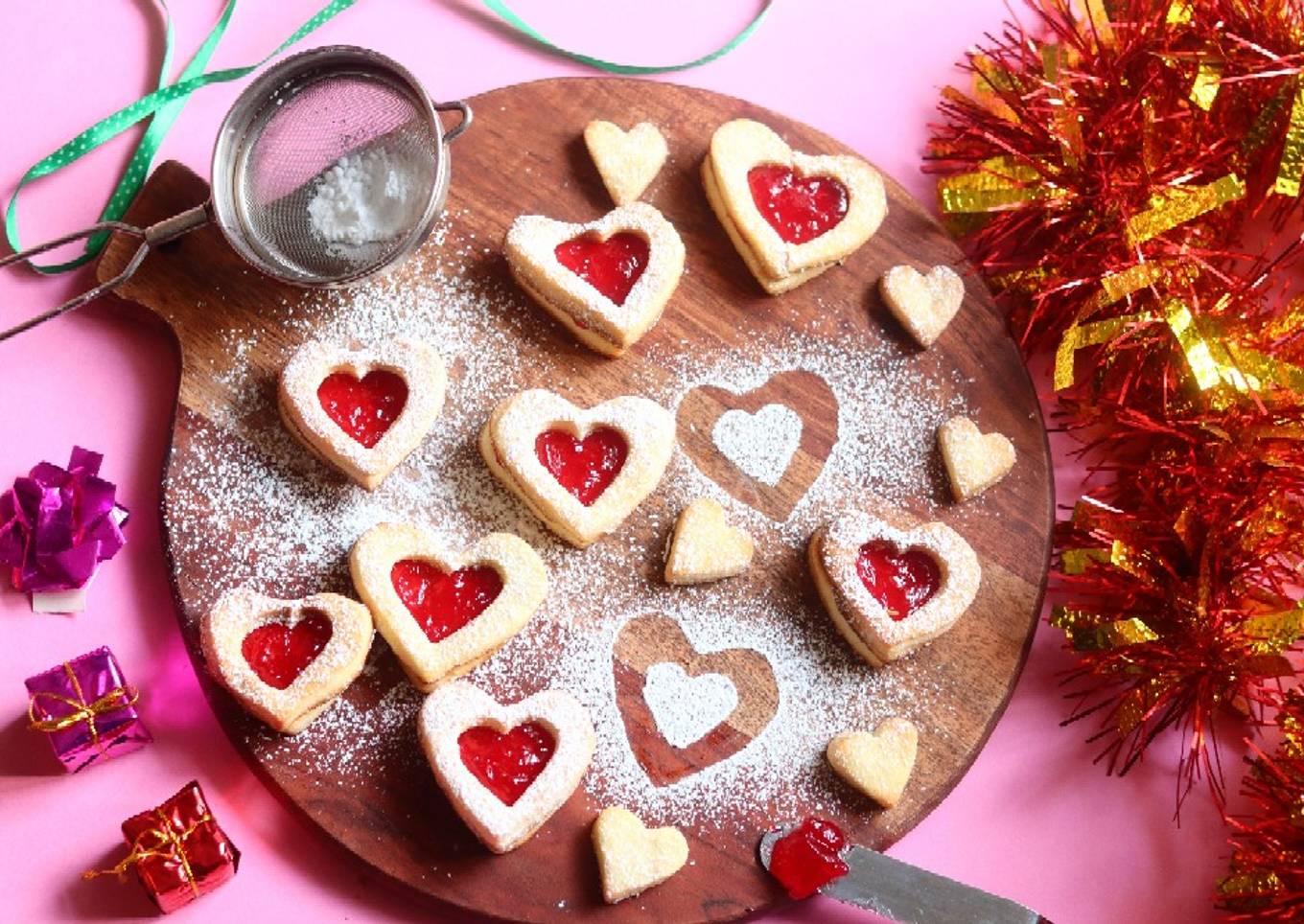 Linzer butter cookies