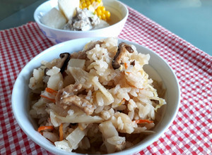 《高麗菜飯》~超簡單之電鍋版 的食譜成品照片