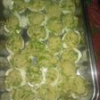 Huevos rellenos con caballa y lechuga