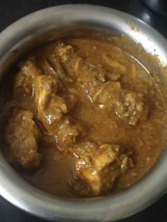 சிக்கன் குழம்பு (Chicken kulambu recipe in tamil) செய்முறை முக்கிய புகைப்படம்