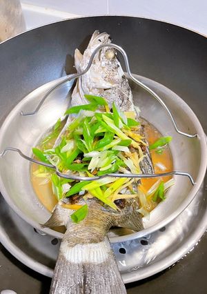 清蒸鱸魚 的食譜成品照片