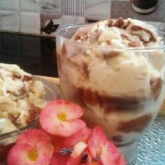 A picture of Biscuits chocolate ice cream.