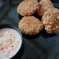 Sabudana vada A picture of Sabudana vada.
