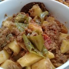 A picture of Qeema Aloo.