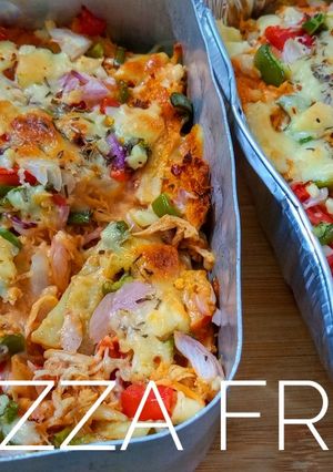 A picture of Pizza fries.