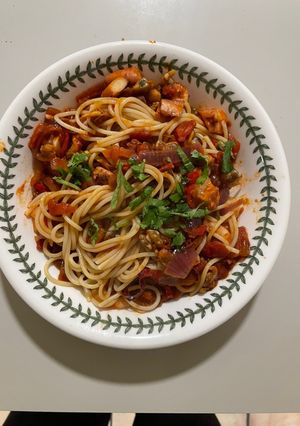 A picture of Rough & Ready Spaghetti with mixed seafood, tomato and chilli.