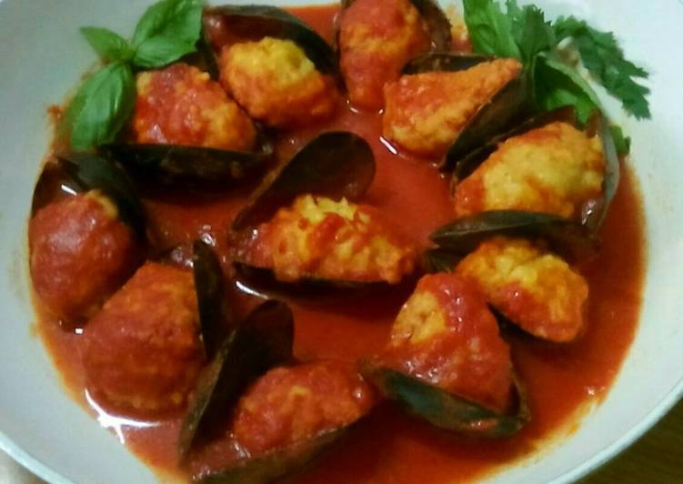 Ricetta Cozze Ripiene Al Sugo Di Rosanna Piemontese Cookpad